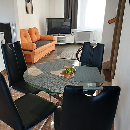Var-Lak Apartman Balatonfůzfő Екстериор снимка