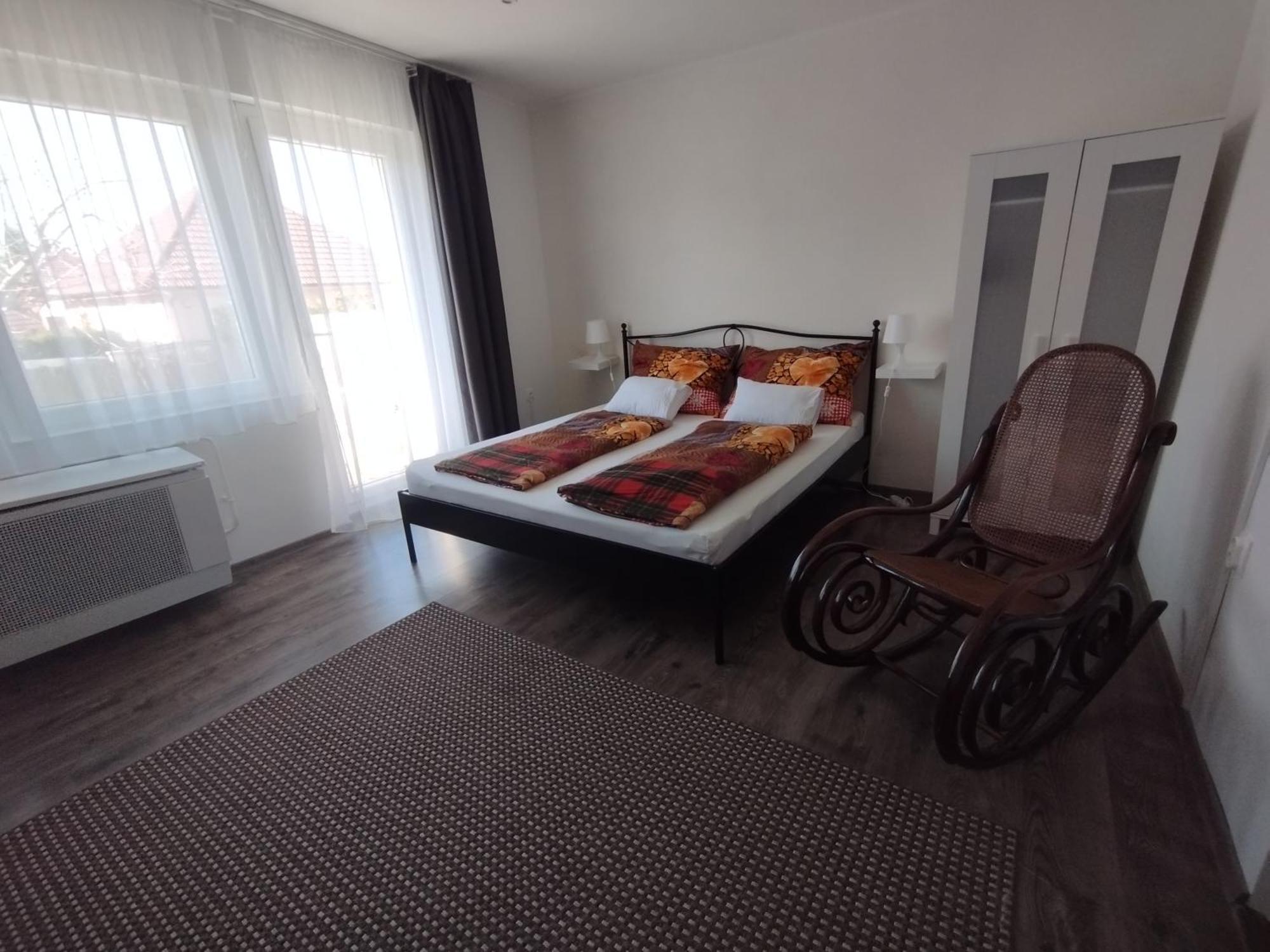Var-Lak Apartman Balatonfůzfő Екстериор снимка